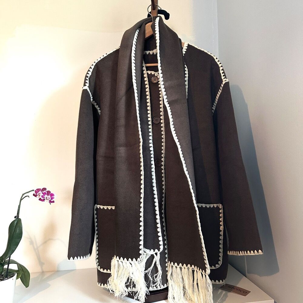 UTCOCO Women Small Wool Blend Scarf Jacket Coat Brown Crochet Blanket Stitch NWT